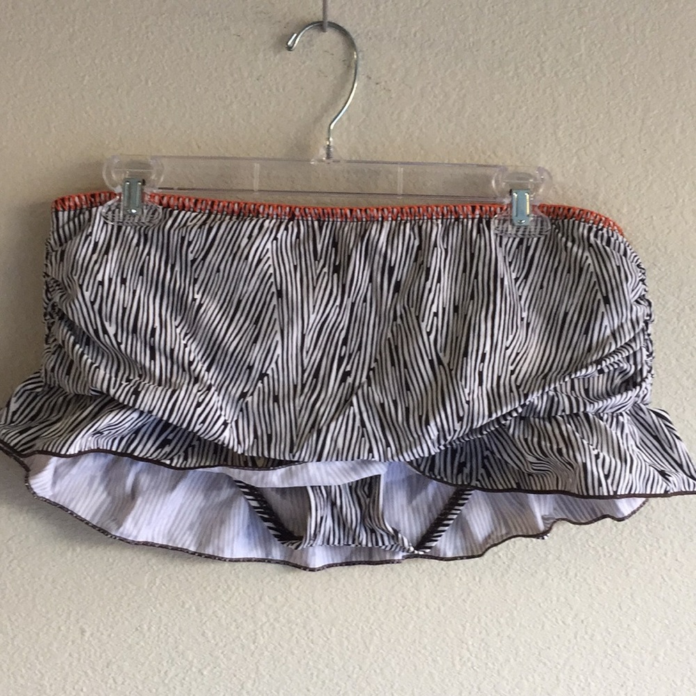 Swimsuit skirt
